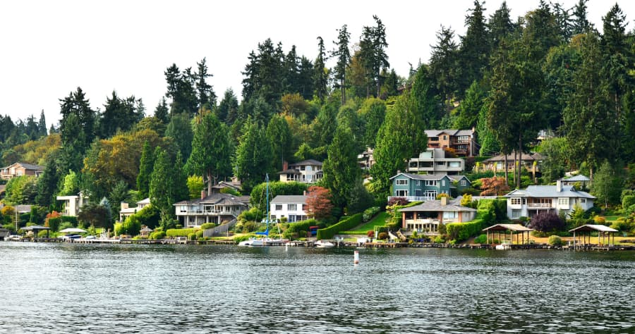 Lakefront Houses